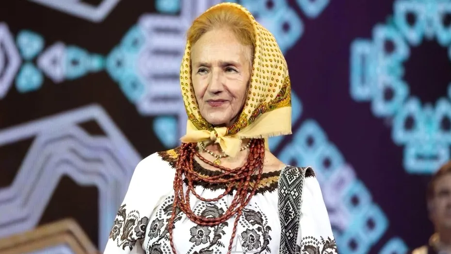 Rețeta de castraveți murați a Sofiei Vicoveanca. Trucul simplu care împiedică borcanele să se crape