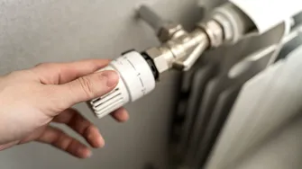 Etajul de la bloc care poate avea facturi mai mici la încălzire. Aceste apartamente sunt cele mai căutate