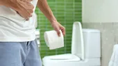 Cele mai mari greșeli pe care le faci când ești constipat. Îți agravează problema