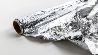 De ce experții recomandă folia de aluminiu la ferestre în zilele caniculare?