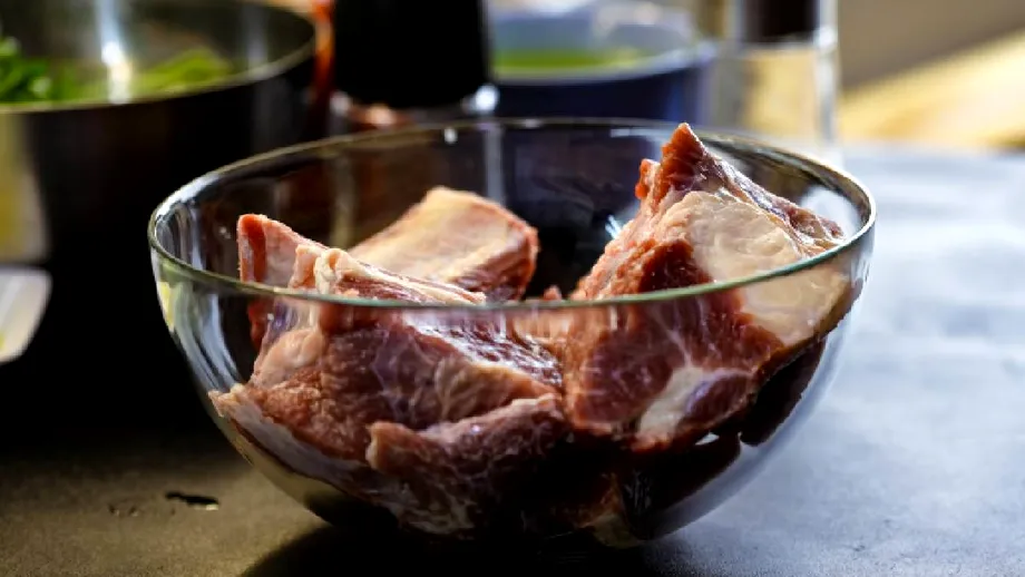 De ce unele persoane digeră mai greu carnea vara