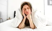Te trezești cu dureri de cap dimineața? Cauzele ascunse care pot sta în spatele acestui simptom