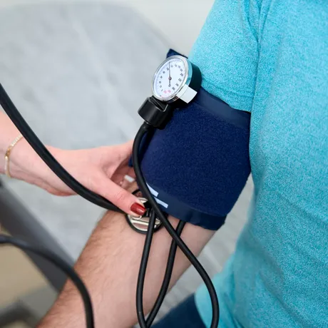 Hipertensiunea arterială, boala fără simptome care poate deveni fatală. Grupurile de persoane cele mai expuse