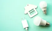 Atenție la curentul „furat” de la vecin. Ce riști în România dacă folosești energie electrică fără contract