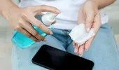 Cum dezinfectăm telefonul pentru a reduce riscul de coronavirus