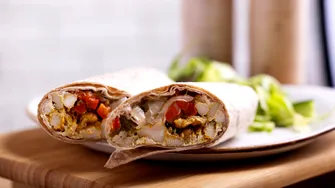 Ce mai mănânci la cină: 3 rețete rapide, echilibrate și gata în mai puțin de 20 de minute