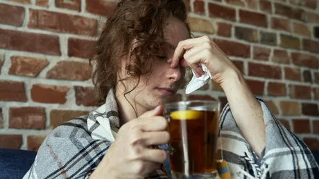 O fi răceală sau sinuzită? Semnele prin care faci diferența și remedii care desfundă sinusurile