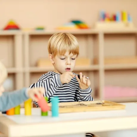 Când se fac înscrieri la creșă și grădiniță 2026–2027. Calendar complet, pași și reguli importante pentru părinți