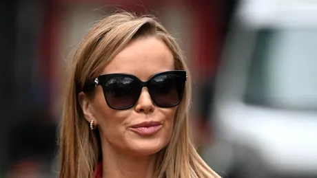 Amanda Holden, ținută all red. Cum să te îmbraci de Crăciun