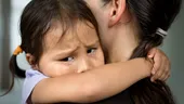 Anxietatea de separare la copii: cum o recunoști și ce poți face ca părinte
