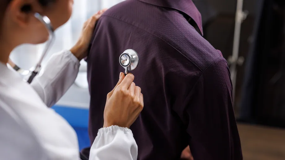 Boala rară care pune inima în pericol. De ce pacienții din România ajung greu la diagnostic și tratament