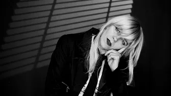 Ce mai face Gianina Corondan! Fosta vedetă Pro TV, departe de lumina reflectoarelor / GALERIE FOTO