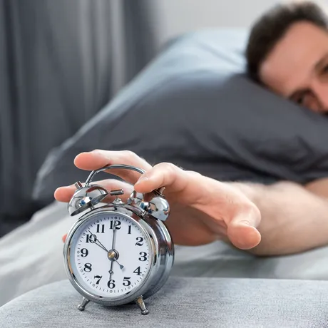 Ce este mai bun: somn scurt, profund sau somn lung, mai ușor?