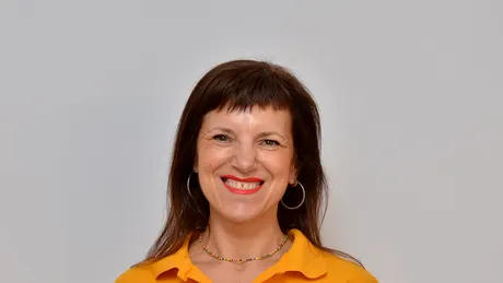 Implantul dentar: candidatul ideal, fazele de inserare, riscuri pentru sănătate