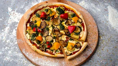 Pizza vegetariană - rețeta recomandată de nutriționist