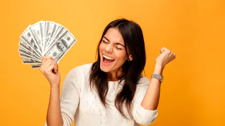 Banii – îi iubești cu adevărat sau îți e frică  de ei?