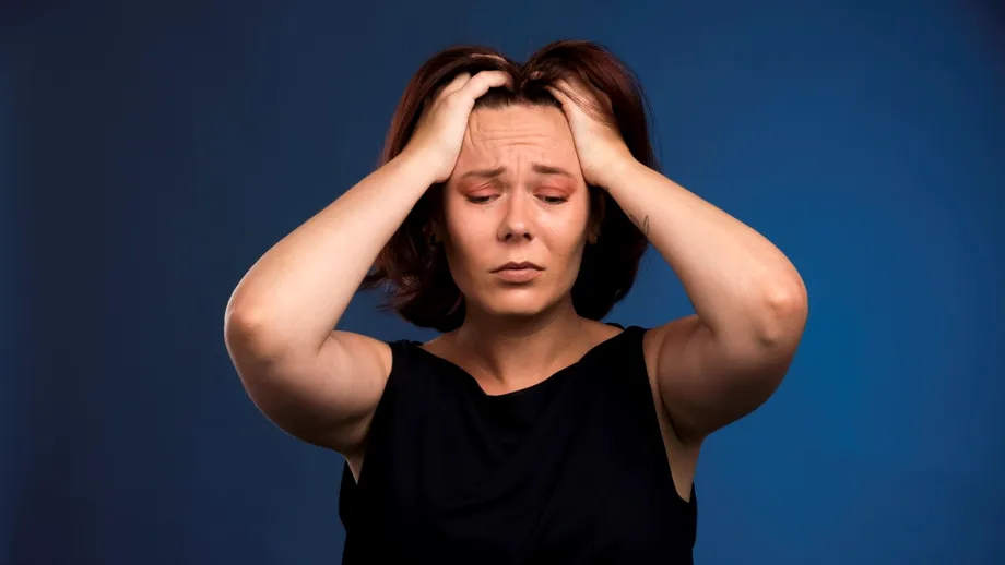 Senzația de sufocare provocată de anxietate. Ce este „air hunger” și cum gestionezi stările de neliniște