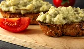 Salata de vinete care nu se înnegrește și nu devine apoasă. Cum o prepari?