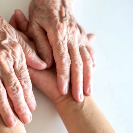 Suplimente anti-îmbătrânire recomandate de un expert în neurologie. Iată secretele tinereții