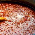 Condimentul pe care să nu-l pui niciodată dacă faci zacuscă. Acoperă savoarea legumelor și face gustul amar