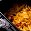 Gătești cartofi prăjiți la air fryer? Care este greșeala pe care o fac majoritatea românilor