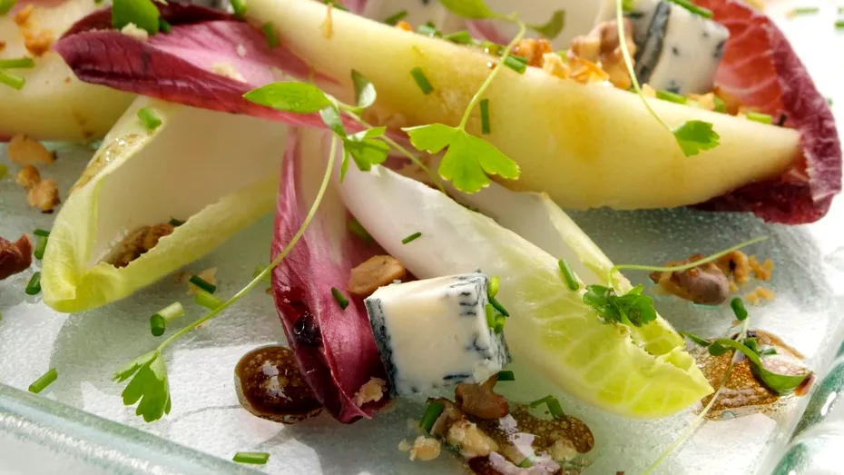 Leguma medicament care repară ficatul. 10 motive să pui andivele pe lista de cumpărături și 3 rețete