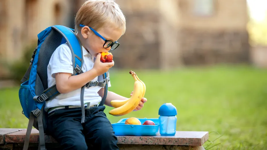 Cum adaptăm alimentația copilului la ritmul de grădiniță/școală