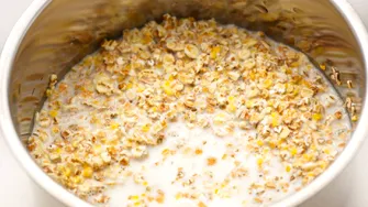 Mască cu ovăz pentru ten sensibil. Cum o prepari și de ce este unul dintre cele mai blânde ingrediente pentru piele