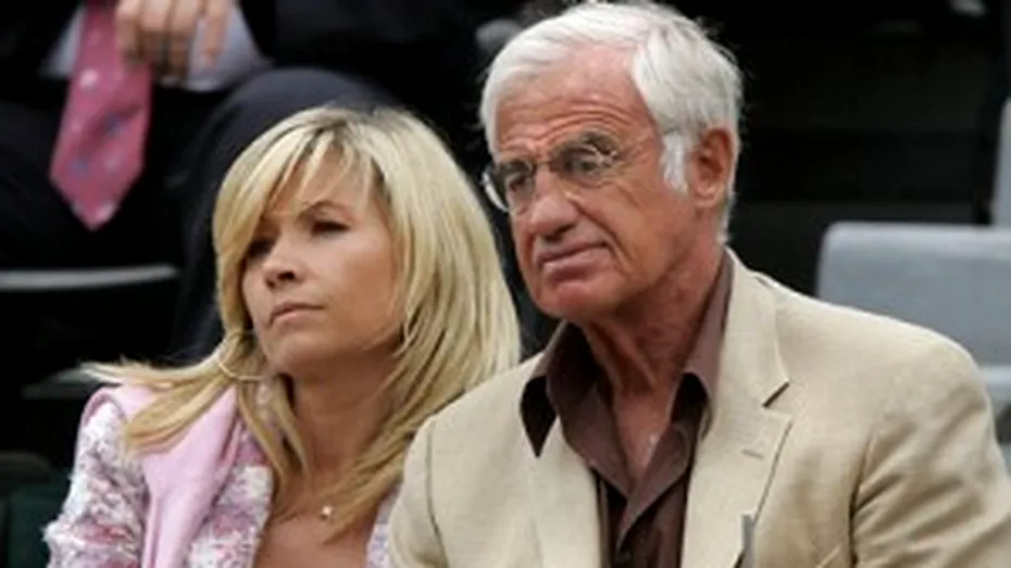 Jean-Paul Belmondo a divortat
