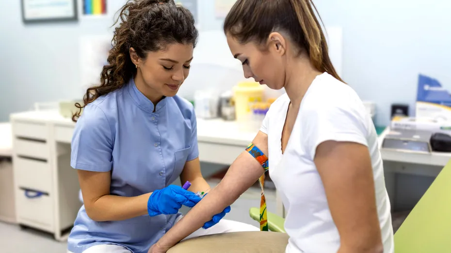 Ai născut? Nu prea mănânci carne? 3 analize suplimentare pe care femeile trebuie să le ceară la medicul de familie