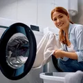 De ce să pui un prosop uscat în uscătorul de rufe? Trucul pe care puține gospodine îl cunosc