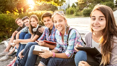 5 lucuri pe care le poți face pentru adolescentul tău