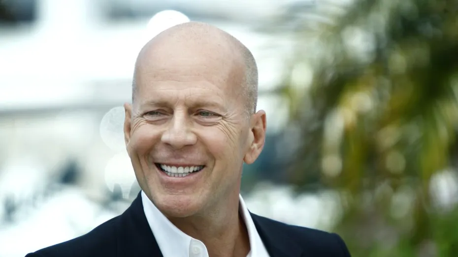 Bruce Willis, diagnosticat cu o boală care îi afectează creierul, renunță la actorie. Ce este afazia