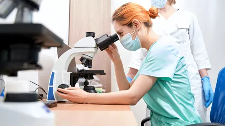 Serviciul de anatomie patologică al Spitalului „Sfântul Ioan”, dotat cu aparatură de ultimă generație pentru diagnosticarea și stadializarea cancerului