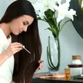 Hair mist vs. parfum: ce sunt și cum se folosesc