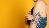 De ce NU este recomandat să-ți faci tatuaje în sezonul cald