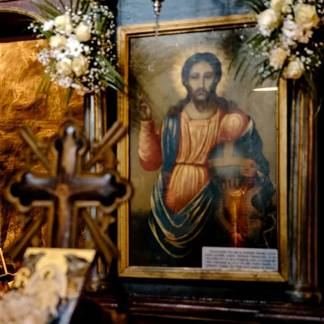 Biserica din România unde femeile nu au voie să intre. Blestemul care se abate asupra celor care nu respectă distanța