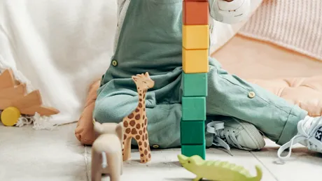 ”Ruşinea la copii”- de unde vine şi cum îi putem ajuta