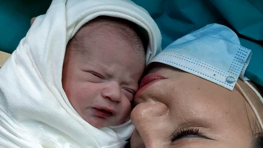 Oana Tache, mamă pentru prima oară! Vedeta a născut un băieţel