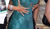 Sofia Vergara i s-a rupt rochia in fund la premiile Emmy