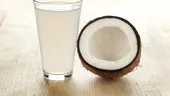 Care e diferența dintre laptele de cocos și apa de cocos? Primul costă 7 lei la supermarket