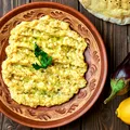 Ingredientul-surpriză care transformă salata de vinete. Are mai puține calorii decât maioneza