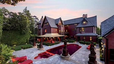 Cum arată vila gothică a lui Kat Von D. Are o piscină roșie și valorează 15 milioane de dolari