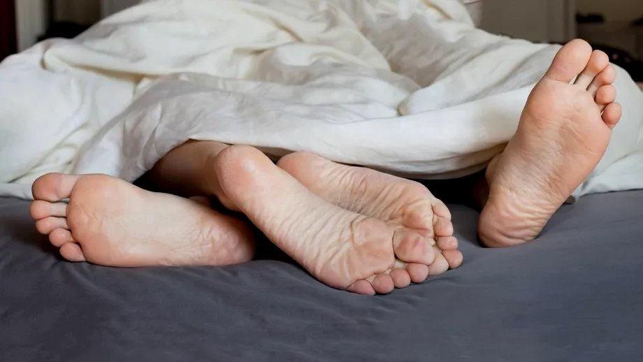 Vârsta la care începe viața sexuală ar putea influența ritmul de îmbătrânire al organismului