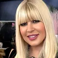 Imagini cu Elena Udrea în costum de baie. Cum a apărut la Sulina
