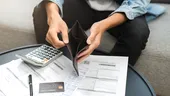 Ce se întâmplă cu ratele de la 1 octombrie 2025. Atenție pentru românii care au credite la bancă