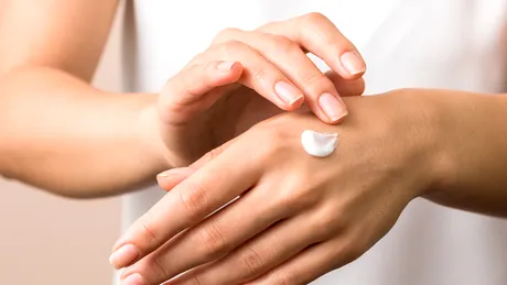 Îngrijirea pielii în timpul tratamentelor împotriva cancerului