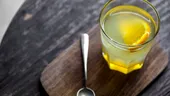 Mierea, toxică dacă o folosești așa! Cum se consumă corect să nu te îmbolnăvești