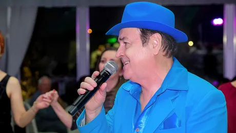 Nelu Vlad, liderul formației Azur, are probleme grave de sănătate. Medicii i-au descoperit un hematom pe creier