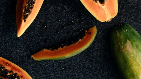 Papaya: 3 motive să începi să consumi acest fruct